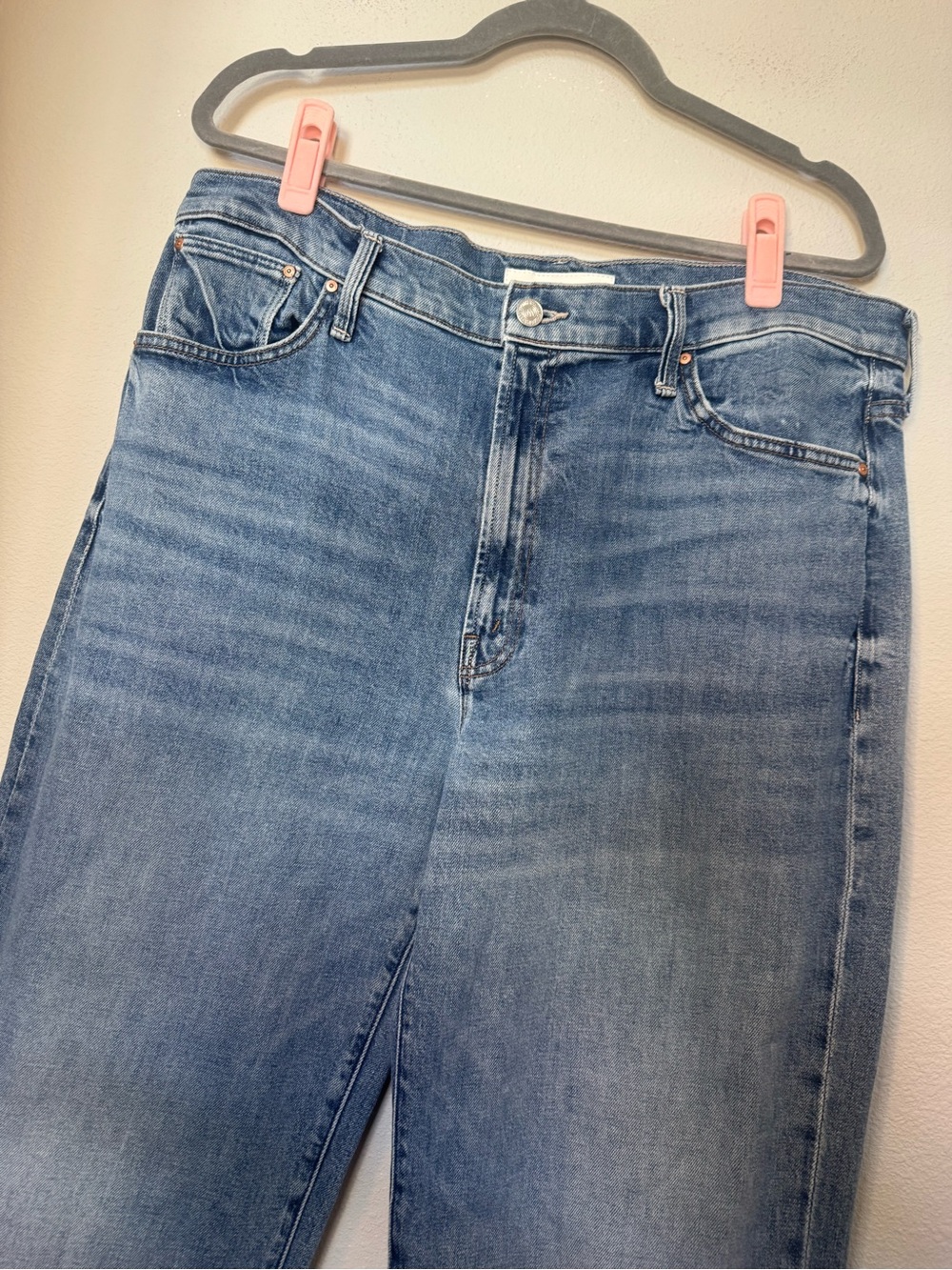 MOTHER Superior The Dodger Flood Cuff Jeans in the "Toil and Trouble" - Picture 5 of 12
